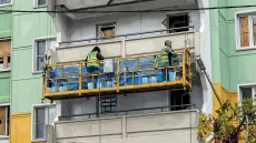 Жуковский ждёт ремонта. Месяц без окон после удара беспилотника